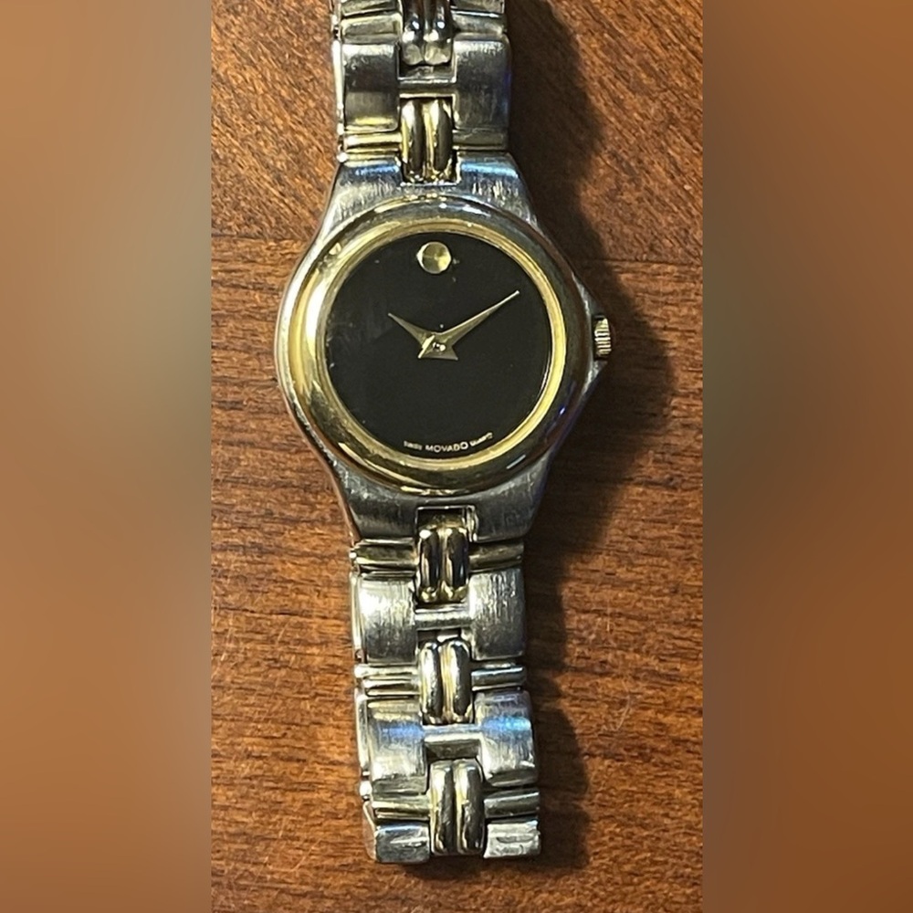 MOVADO Black Dial Two-tone Women's Watch 86-A1-816.2 NEW BATTERY